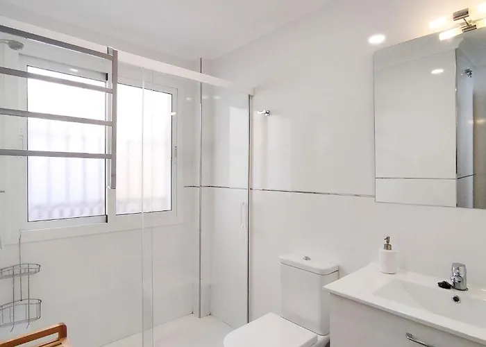 Housing Plaza De Cristos By Sharingco Apartment